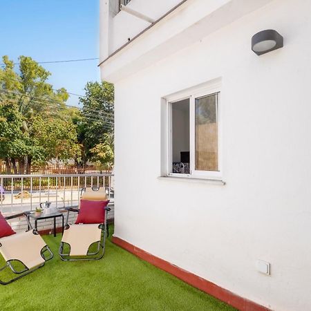 Apartamento En La Playa Con Terraza Malaga Luaran gambar