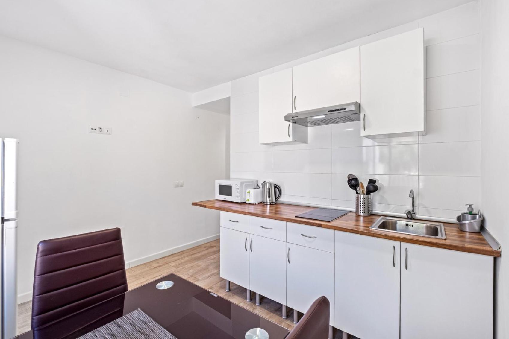 Apartamento En La Playa Con Terraza Malaga Luaran gambar